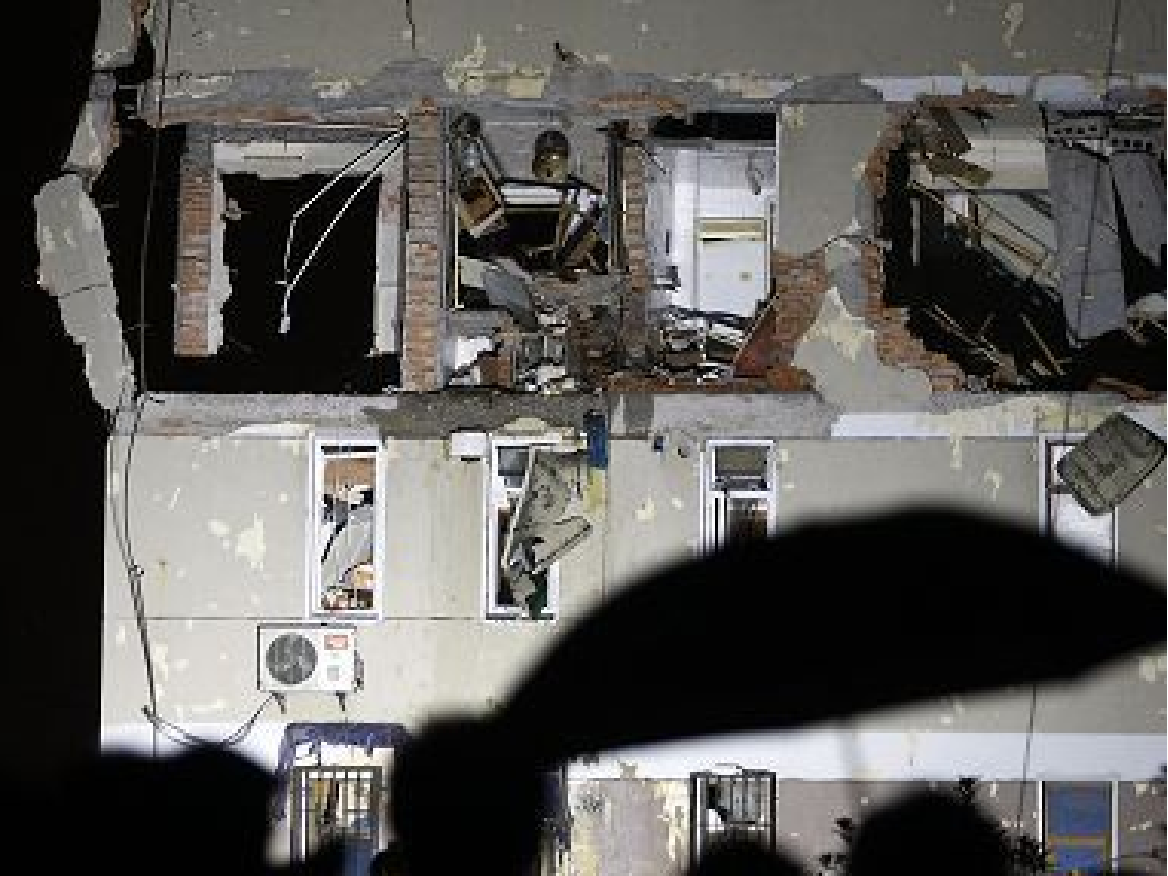 燃氣泄漏造成爆炸事故4.png 燃氣泄漏造成爆炸事故4.png